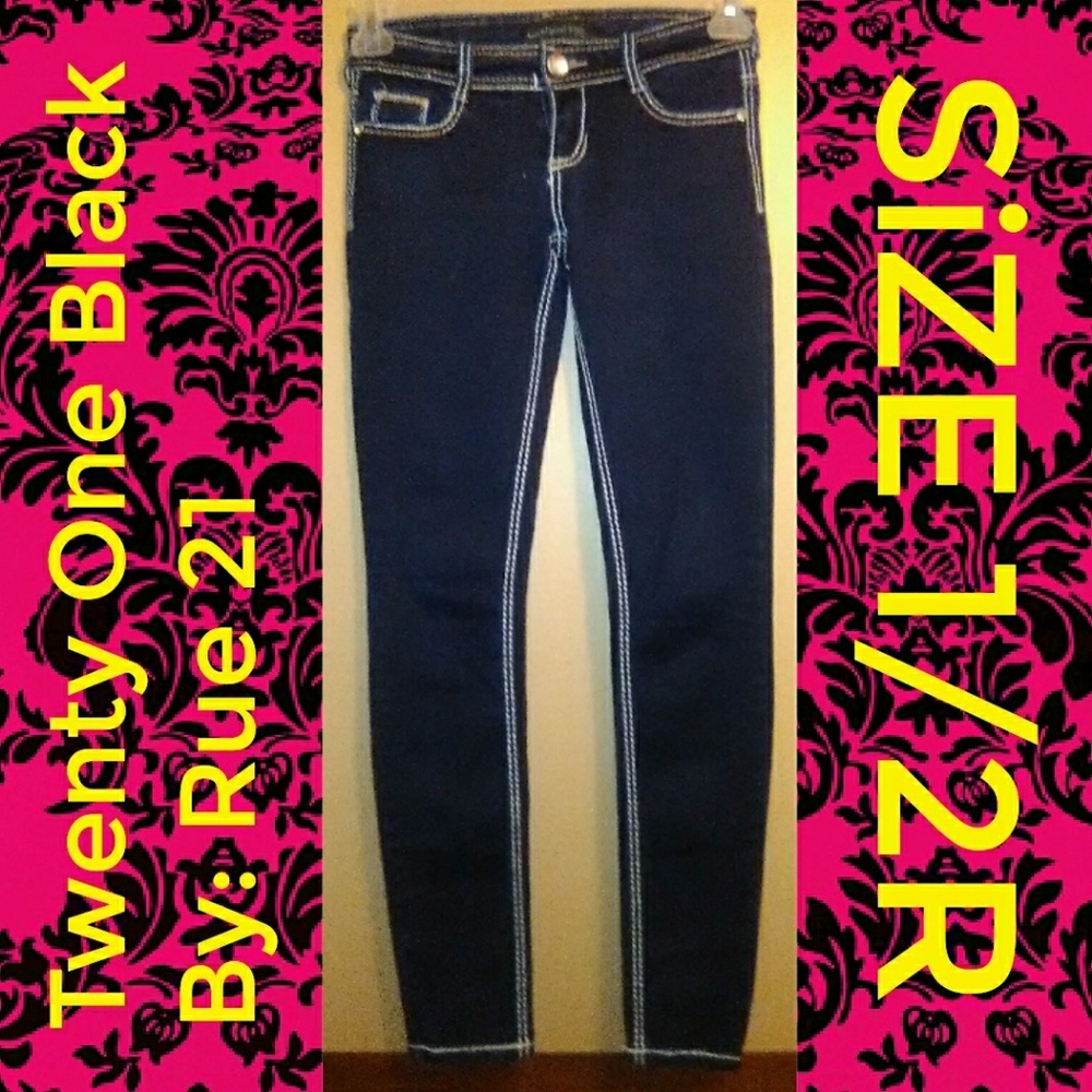Twenty one Black by Rue 21